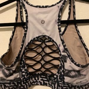 LULULEMON Sports bra(size 6)